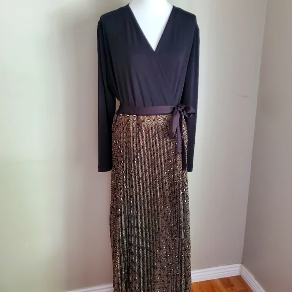 Lularoe Dresses | Nwt Lularoe 2xl Elegant Deanne, Floor-Length Wrap Dress | Color: Black/Gold | Size: Xxl | Mcopenhagen's Closet